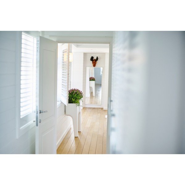 Dizajnový kvetináč KIGA Small 88x34 cm, biely-image-1