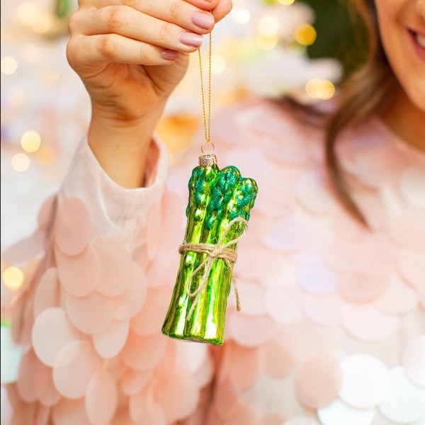 Sklenená vianočná ozdoba Asparagus – Sass & Belle-image-1