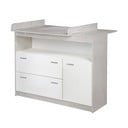 Biela nízka detská komoda v dekore duba s prebaľovacím pultom 117x98 cm Julia – Roba