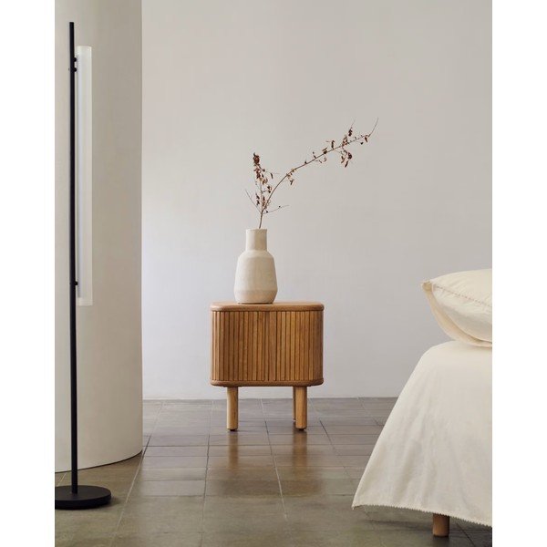 Nočný stolík v dekore jaseňa v prírodnej farbe Mailen – Kave Home-image-1