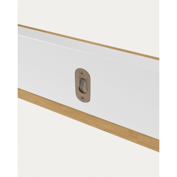 Biela/v prírodnej farbe police v dekore duba 120 cm Abilen – Kave Home-image-3