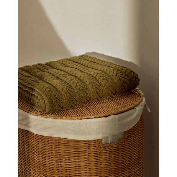 Zelený froté bavlnený uterák 30x50 cm Rune – Kave Home-image-1