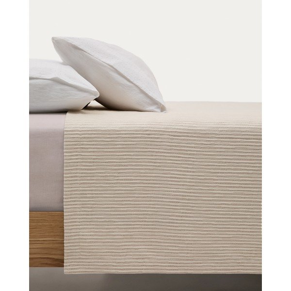 Béžový prešívaný pléd zo žakára 240x260 cm Vindi – Kave Home