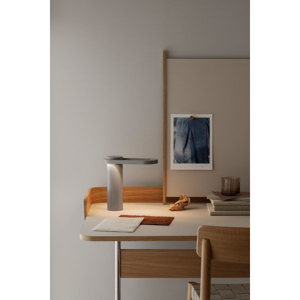 Sivá stolová lampička Blomus Hoop-image-2