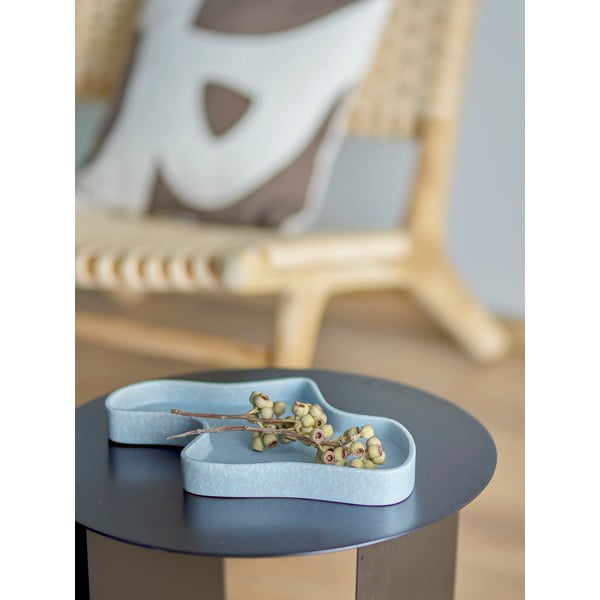 Kameninová dekoratívna tácka Lakey – Bloomingville-image-1