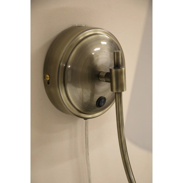 Biele/v mosadznej farbe nástenné svietidlo do zásuvky Amar – Markslöjd-image-3