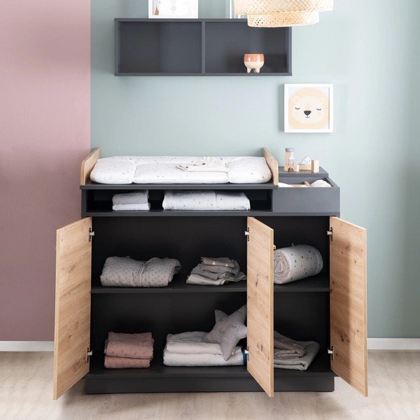 Antracitovosivá/v prírodnej farbe nízka detská komoda v dekore duba s prebaľovacím pultom 118x103 cm Lenn – Roba-image-1