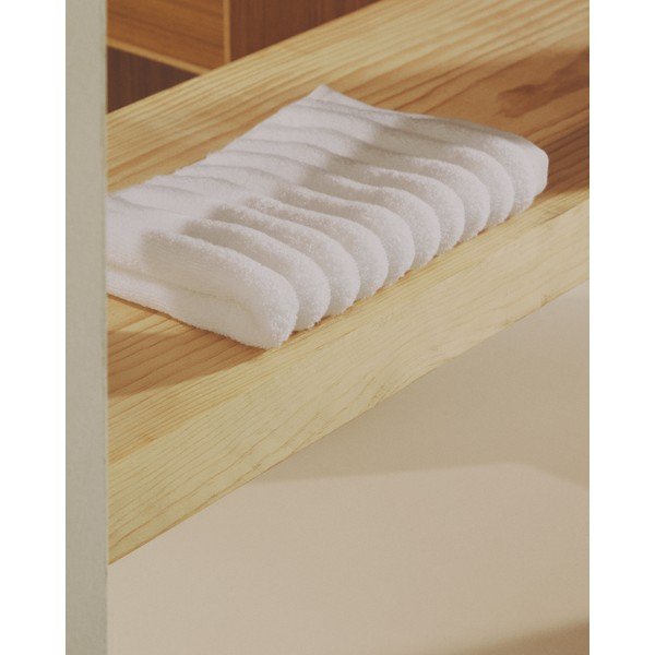 Biela froté bavlnená osuška 70x140 cm Navira – Kave Home-image-3