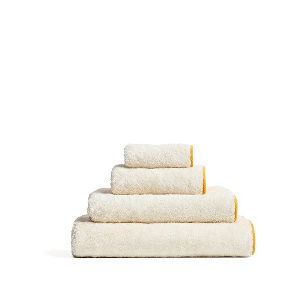 Žltý/biely froté bavlnený uterák 30x50 cm Sedora – Kave Home-image-2