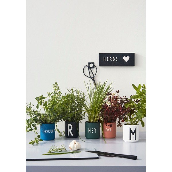 Tmavozelený porcelánový hrnček 300 ml Hey – Design Letters-image-2