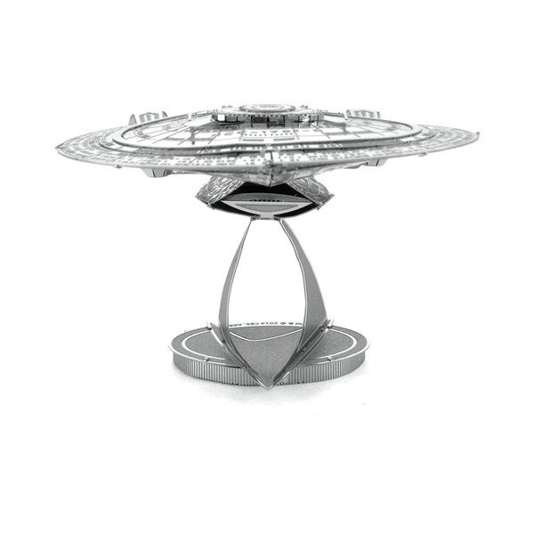 Model Star Trek USS Enterprise NCC-1701D-image-2