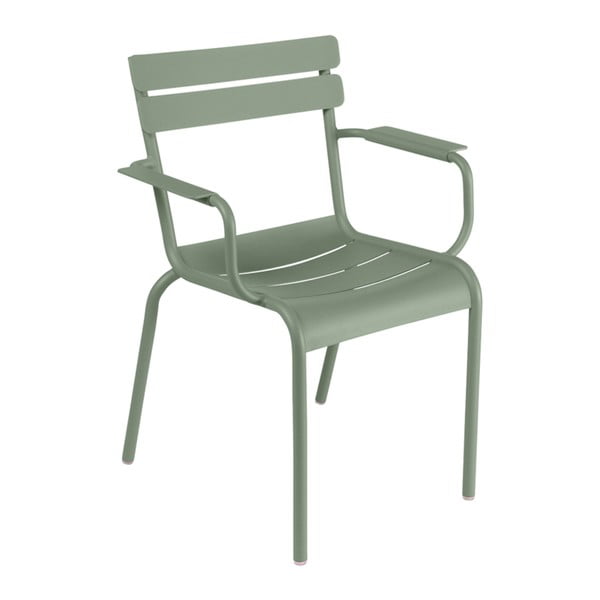 Sivozelená záhradná stolička s opierkami Fermob Lu×embourg