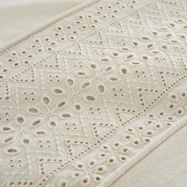 Krémové obliečky na jednolôžko 135x200 cm Broderie Anglaise – Catherine Lansfield-image-3