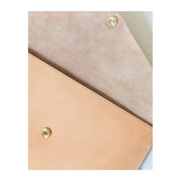 Béžový kožený obal na notebook 13" v tvare obálky O My Bag-image-3