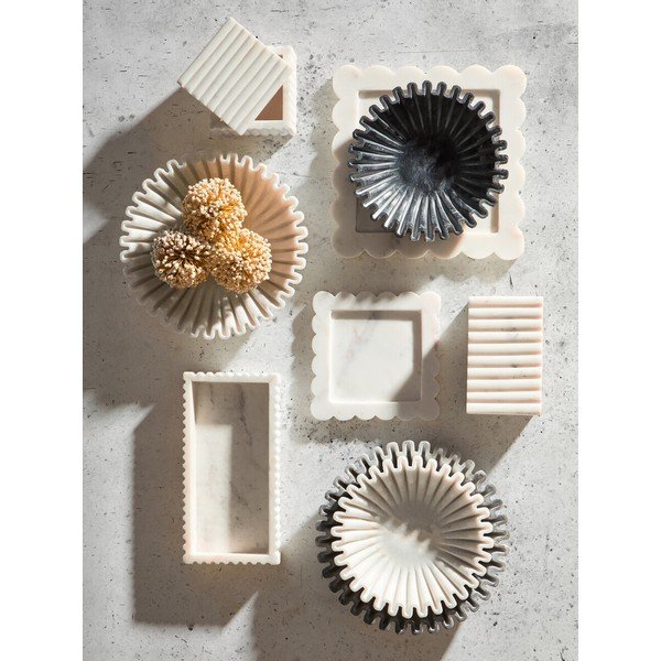 Mramorová dekoratívna tácka ø 25 cm Savio – Premier Housewares-image-3