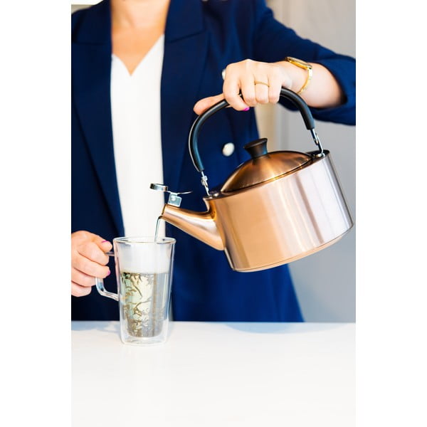 Varná kanvica z nehrdzavejúcej ocele v medenej farbe 1,5 l Diamante – Vialli Design-image-3