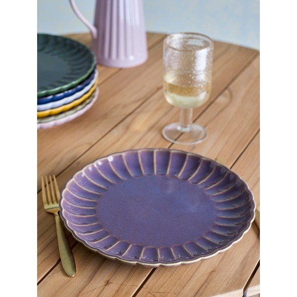 Tmavofialový kameninový tanier ø 27 cm Latina – Bloomingville-image-1