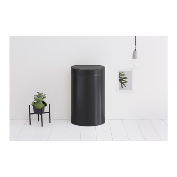 Matne čierny dotykový oceľový odpadkový kôš 40 l Touch Bin – Brabantia-image-1