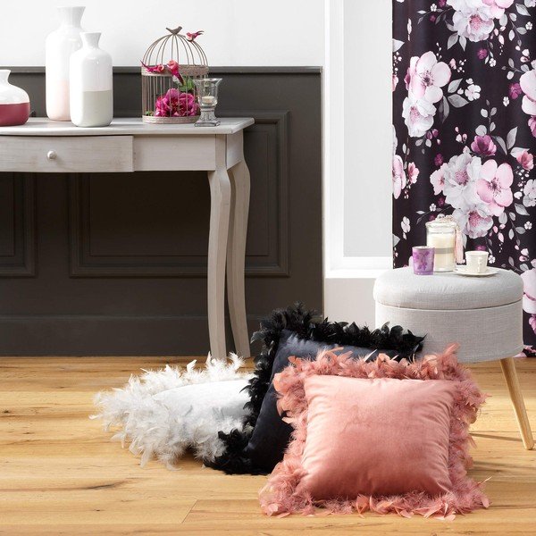 Zamatový dekoračný vankúš 40x40 cm Marlina – douceur d'intérieur-image-1