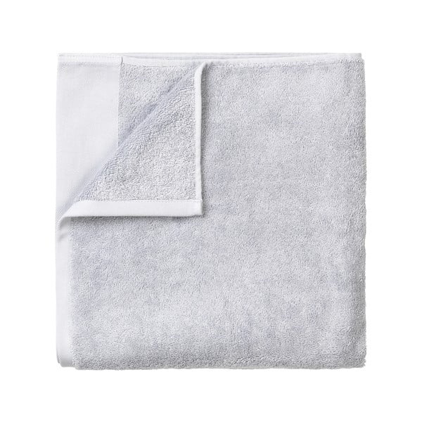 Svetlosivý bavlnený uterák Blomus, 50 x 100 cm