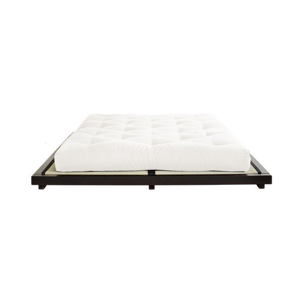 Dvojlôžková posteľ z borovicového dreva s matracom a tatami Karup Design Dock Double Latex Black/Natural, 140 × 200 cm