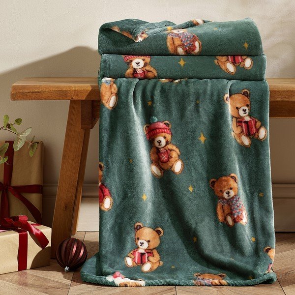 Tmavozelená deka s vianočným motívom 170x130 cm Christmas Tartan Teddy Bear – Catherine Lansfield-image-1