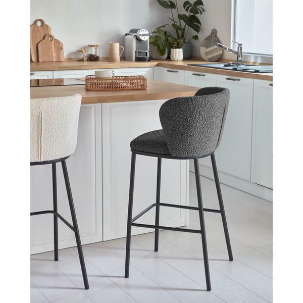 Čierna barová stolička (výška sedadla 65 cm) Ciselia – Kave Home-image-1