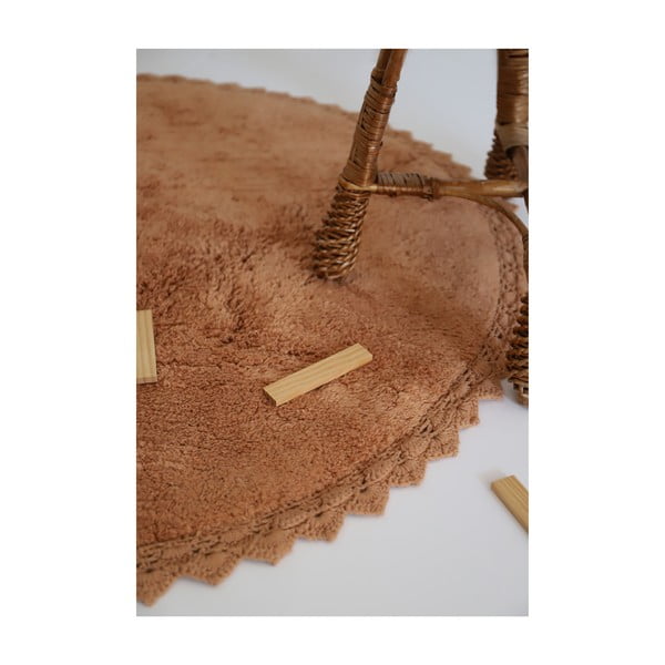 Umývateľný ručne tkaný bavlnený okrúhly koberec v tehlovej farbe ø 110 cm Perla Toffee – Nattiot-image-2