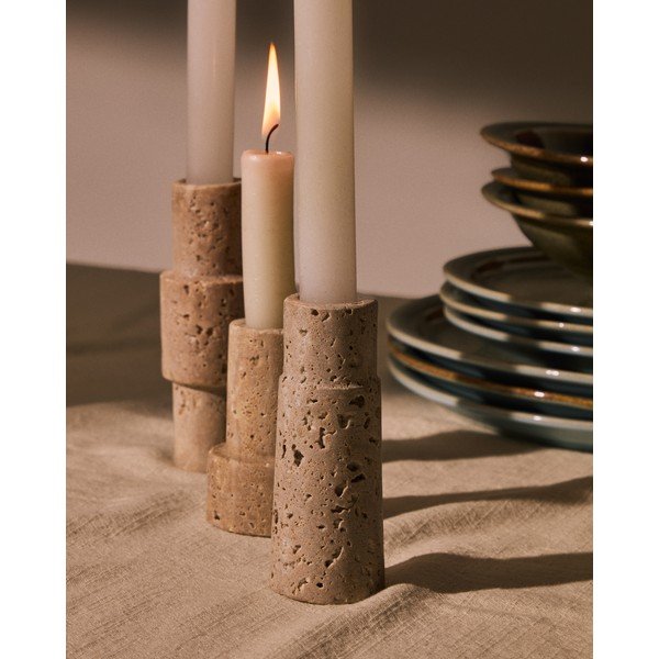 Kamenné svietniky v súprave 3 ks Majid – Kave Home-image-1