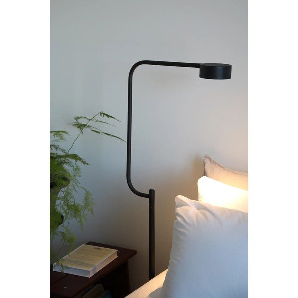 Čierna LED stmievateľná stojacia lampa s kovovým tienidlom (výška 130 cm) Hugo – Markslöjd-image-2