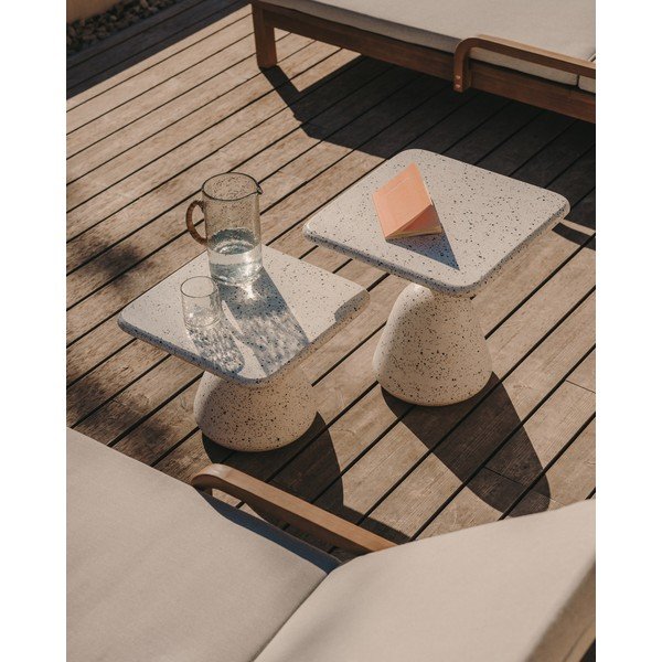 Biely terrazzo konferenčný stolík 48x48 cm Saura – Kave Home-image-1