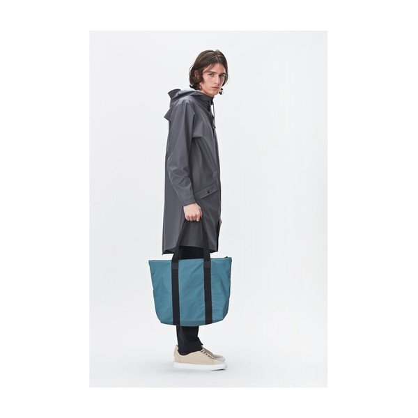 Modrá taška s vysokou vodeodolnosťou Rains Tote Rush-image-4