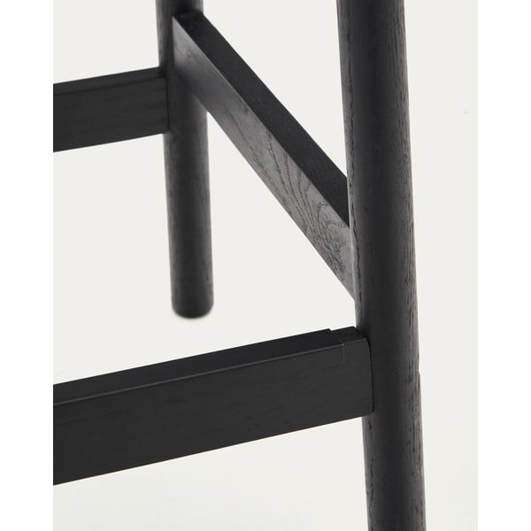 Čierne/v prírodnej farbe barové stoličky v súprave 2 ks z dubového dreva (výška sedadla 66 cm) Yalia – Kave Home-image-3