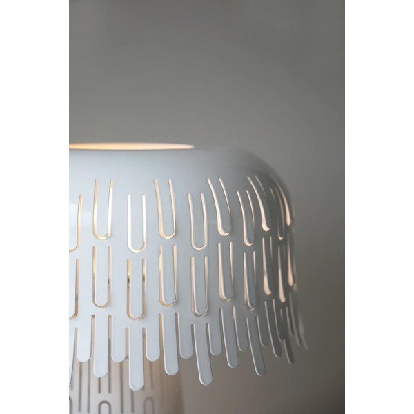 Biela stolová lampa s kovovým tienidlom (výška 38 cm) Verbera – Markslöjd-image-2