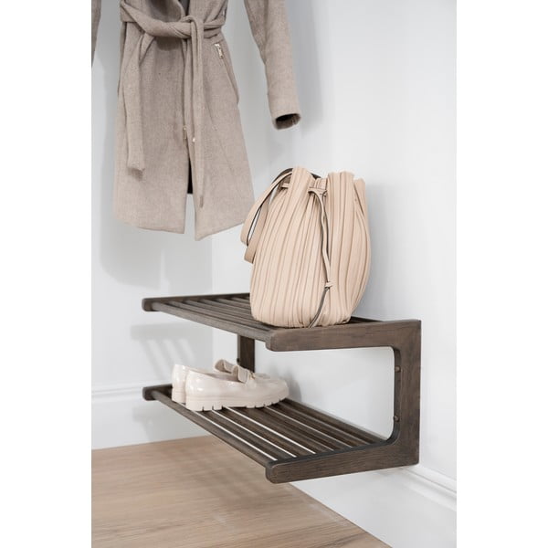 Tmavohnedá závesná polica na topánky z dubového dreva Inverness - Rowico-image-1