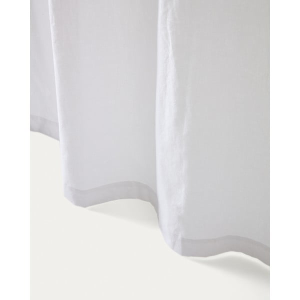 Biely záves 135x270 cm Zelda – Kave Home-image-1