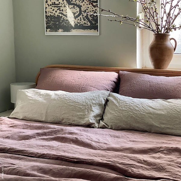 Starofialová ľanová obliečka na vankúš s riaseným lemom Linen Tales, 50 x 60 cm-image-1