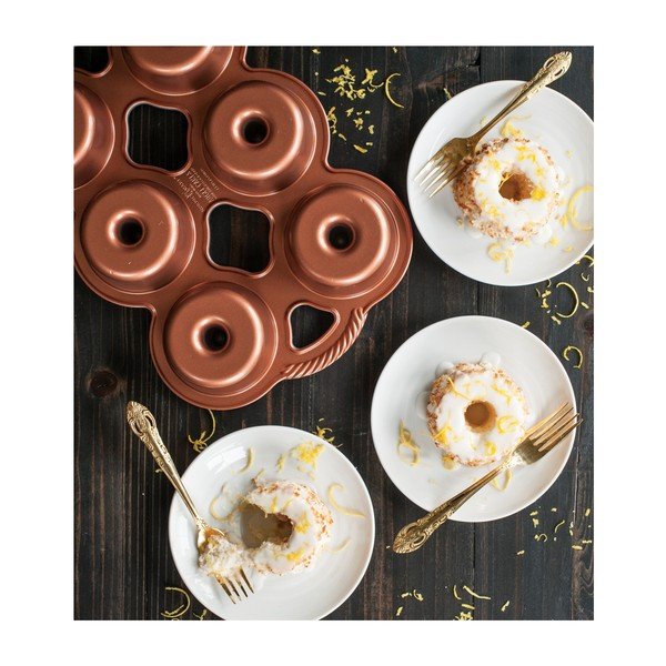 Forma na 6 mini anjelských tortičiek v medenej farbe Nordic Ware Angel, 1,4 l-image-3