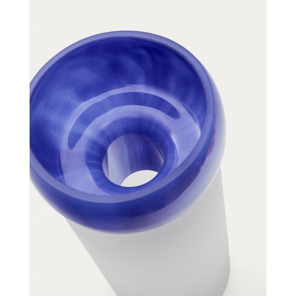 Modrá sklenená váza (výška  30,5 cm) Kelse – Kave Home-image-1