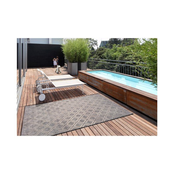 Sivý koberec vhodný aj do exteriéru Universal Betty Silver, 135 × 190 cm-image-1