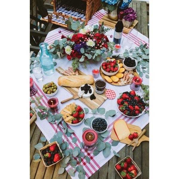 Votívna sviečka Bridgewater Candle Company Lesné plody, doba horenia 15 hodín-image-1