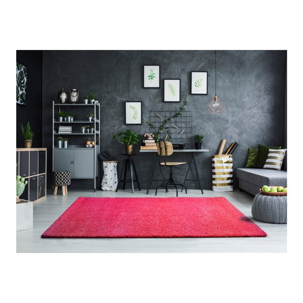 Fuksiový koberec Universal Khitan Liso Fuchsia, 57 × 110 cm