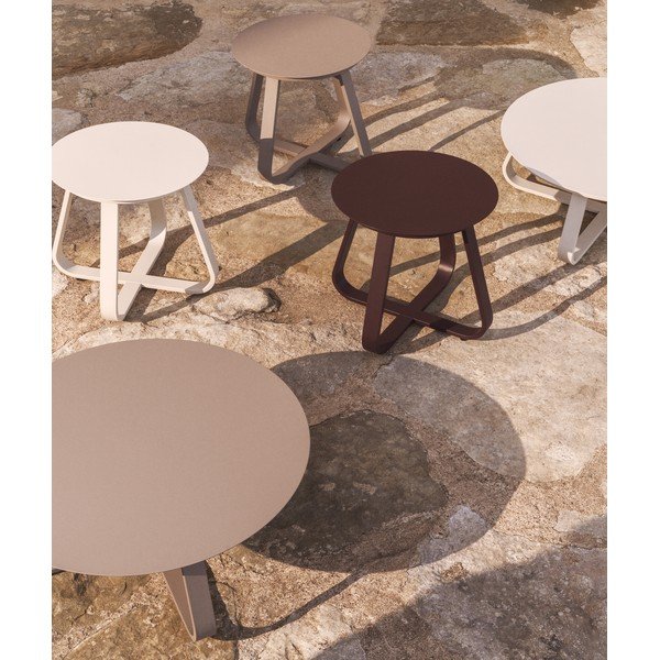 Kovový okrúhly záhradný stolík ø 48 cm Tamaris – Kave Home-image-3