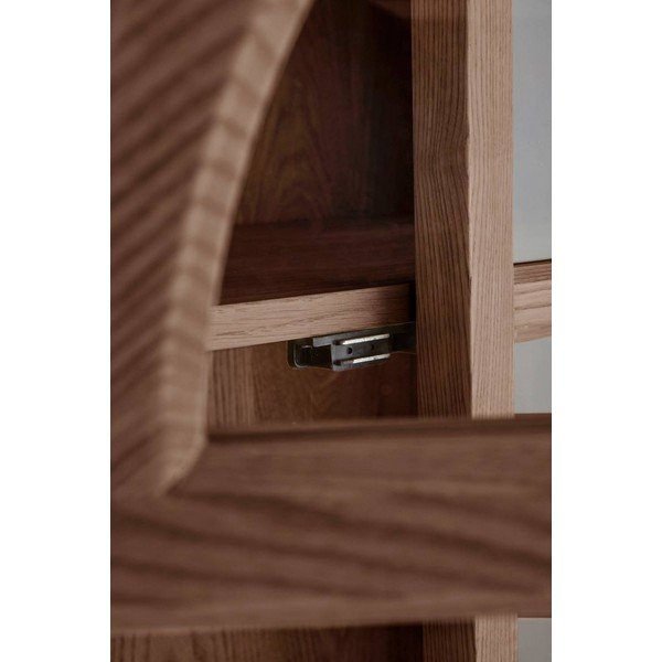 Vitrína v dekore orecha v tmavo prírodnej farbe 90x195x40 cm Sandor – Jotex-image-2