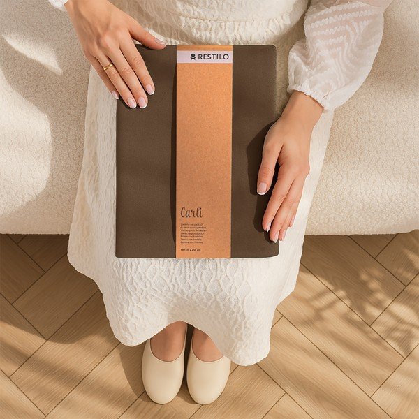 Hnedý dimout záves 140x270 cm Carli – Restilo-image-4