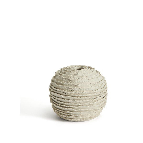Krémovobiela keramická ručne vyrobená váza (výška  15,5 cm) Evania – Kave Home