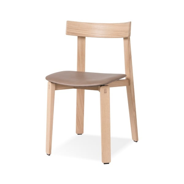 Jedálenská stolička z masívneho dubového dreva s hnedým sedákom z byvolej kože Gazzda Nora