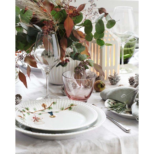 Biely porcelánový tanier s vianočným motívom ø 22 cm Hammershøi Christmas – Kähler Design-image-1