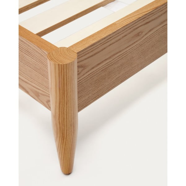 Dvojlôžková posteľ z jaseňového dreva s roštom v béžovo-prírodnej farbe 180x200 cm Octavia – Kave Home-image-4