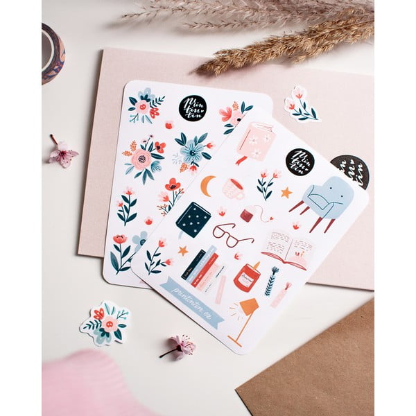 Arch vinylových samolepiek s motívom Čítací kútik Printintin, 10,5 cm x 14,5 cm-image-2